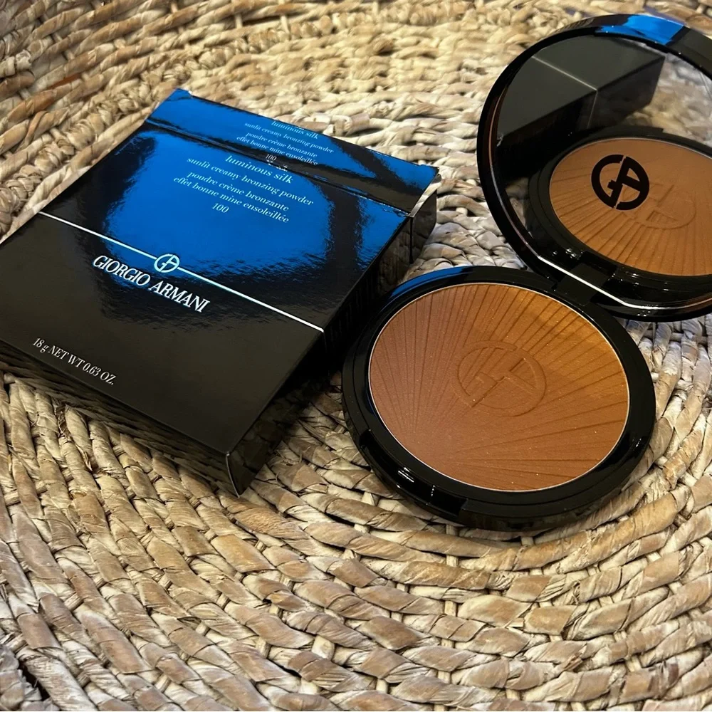 New Giorgio Armani Luminous Silk Creamy Bronzing Powder 100